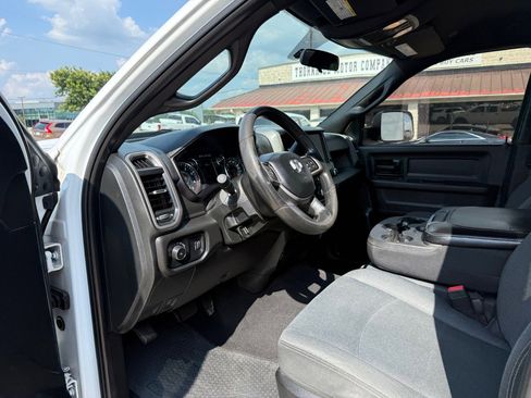 Used 2022 RAM 3500 Tradesman AWD/4WD image 17