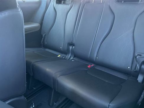 New 2026 Kia Carnival EX FWD image 18