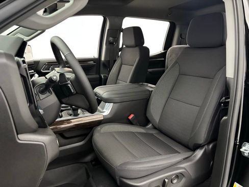 New 2026 GMC Sierra 1500 Elevation image 17