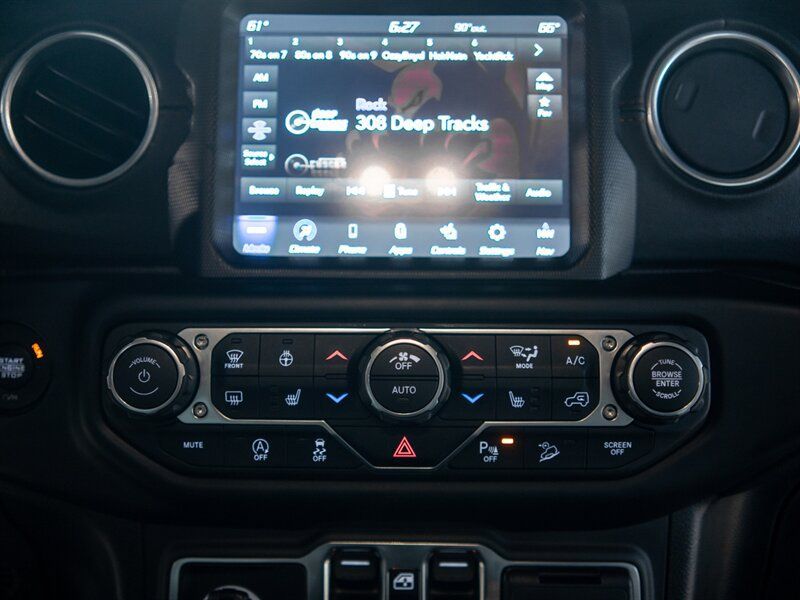 Used 2020 Jeep Wrangler Unlimited Rubicon w/ Quick Order Package 28Y Recon AWD/4WD image 15