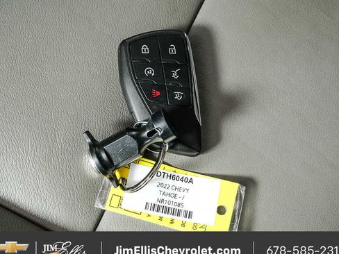 Used 2022 Chevrolet Tahoe Z71 w/ Luxury Package AWD/4WD image 43