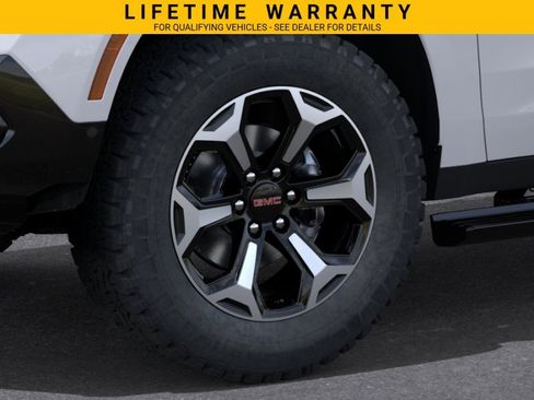 New 2026 GMC Yukon XL AT4 w/ AT4 Premium Plus Package AWD/4WD image 9