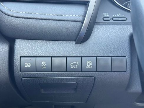 Used 2024 Toyota Camry SE image 24