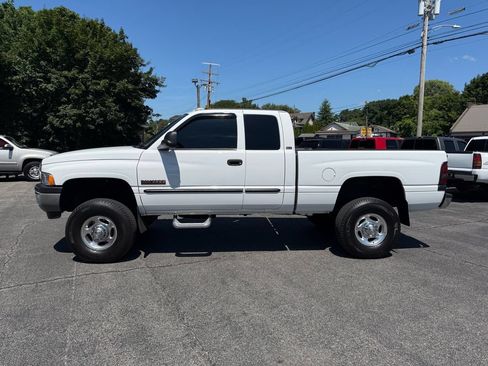 Used 2002 Dodge Ram 2500 Truck 4x4 Quad Cab image 2