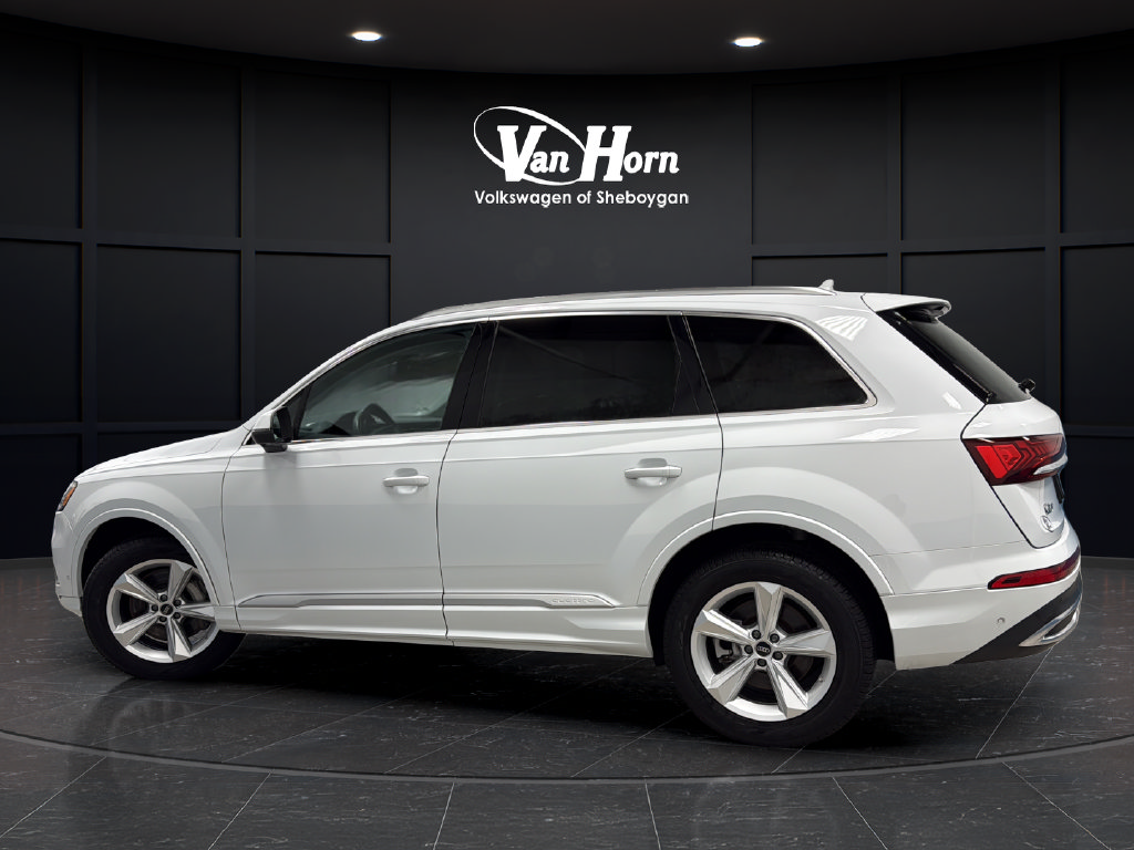 Used 2023 Audi Q7 2.0T Premium w/ Convenience Package AWD/4WD image 4