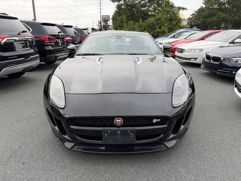 Used 2015 Jaguar F-TYPE R RWD image 2