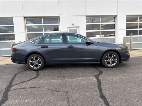 Used 2024 Honda Accord EX image 3