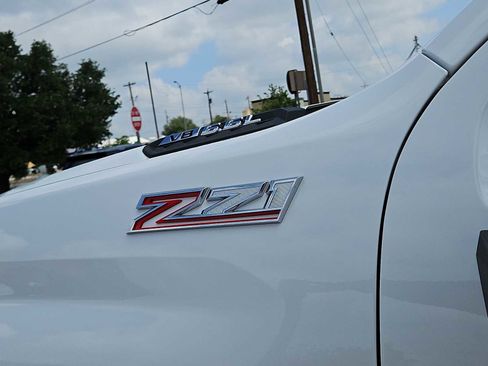 New 2026 Chevrolet Silverado 2500 LT w/ Z71 Chrome Sport Edition AWD/4WD image 11