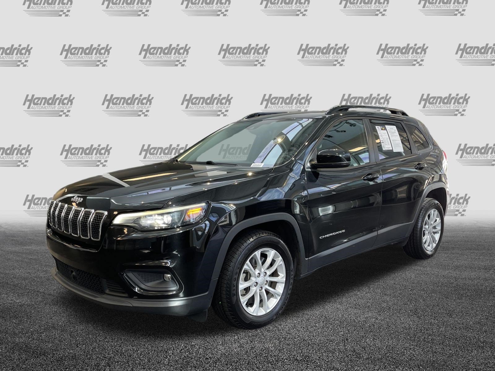 Used 2022 Jeep Cherokee Latitude Lux w/ Sun & Sound Group FWD image 6