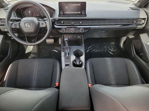 Used 2022 Honda Civic Sport image 12