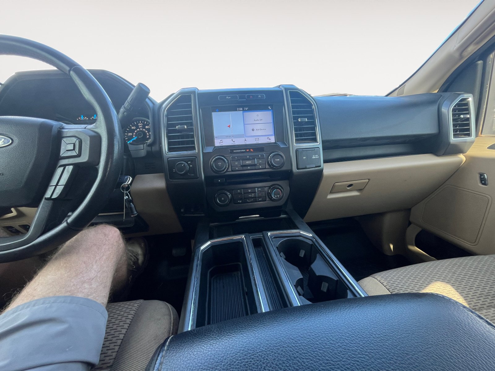 Used 2017 Ford F150 XLT w/ Equipment Group 302A Luxury RWD image 9