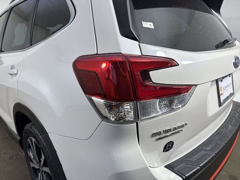 Used 2023 Subaru Forester Limited AWD/4WD image 30
