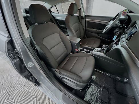 Used 2018 Hyundai Elantra SEL image 29