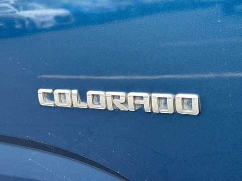 Used 2019 Chevrolet Colorado LT w/ LT Convenience Package RWD image 2