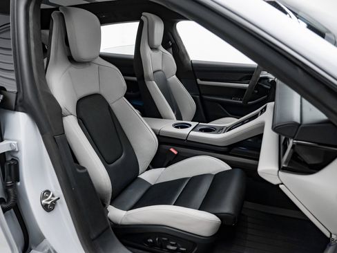 Used 2023 Porsche Taycan GTS w/ Premium Package image 45