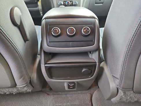 Used 2015 Chevrolet Traverse LS image 15