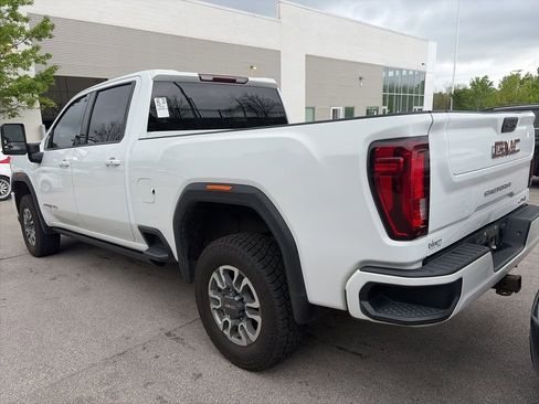 Used 2022 GMC Sierra 2500 AT4 image 5