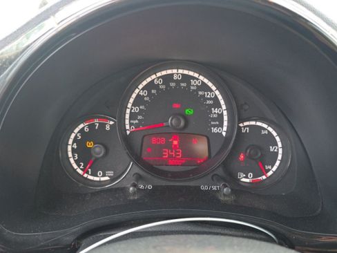 Used 2016 Volkswagen Beetle 1.8T FWD image 15