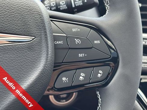 New 2026 Chrysler Pacifica Limited w/ S Appearance Package image 29