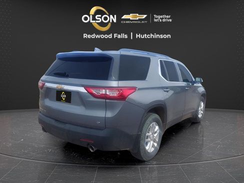 Used 2021 Chevrolet Traverse LT image 5