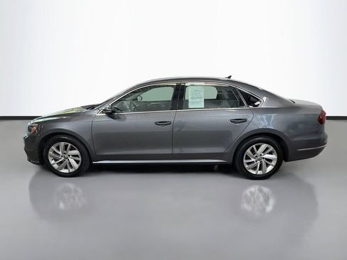 Used 2018 Volkswagen Passat 2.0T SE FWD image 6