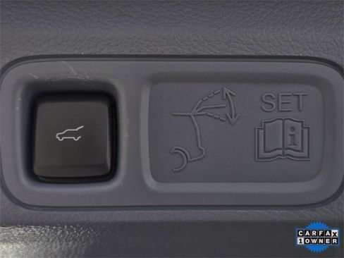 Used 2024 Lincoln Navigator Black Label image 11