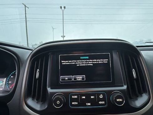 Used 2016 Chevrolet Colorado Z71 image 19