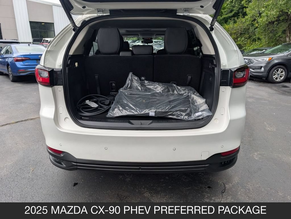 Certified 2025 MAZDA CX-90 Plug-In Hybrid w/ Preferred AWD/4WD image 30