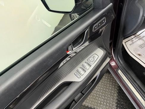 Used 2021 Hyundai Palisade Limited FWD image 21