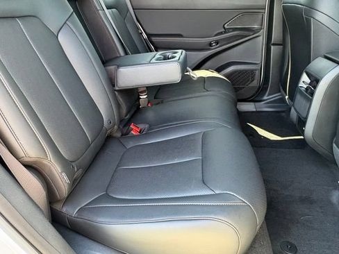 New 2026 Jeep Cherokee Limited AWD/4WD image 16