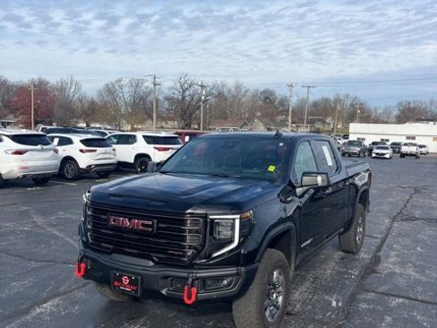 Certified 2025 GMC Sierra 1500 AT4X image 10