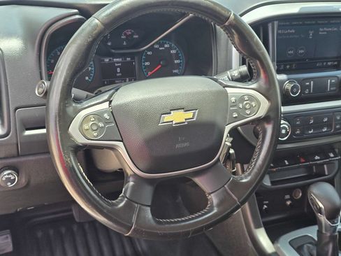 Used 2022 Chevrolet Colorado LT w/ Fleet Safety Package RWD image 18