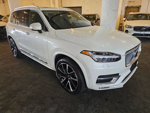 Certified 2023 Volvo XC90 B6 Plus w/ Protection Package AWD/4WD image 5