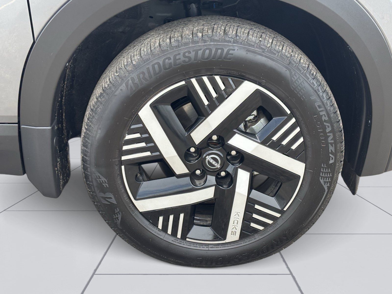 Certified 2026 Nissan Kicks SV FWD image 10