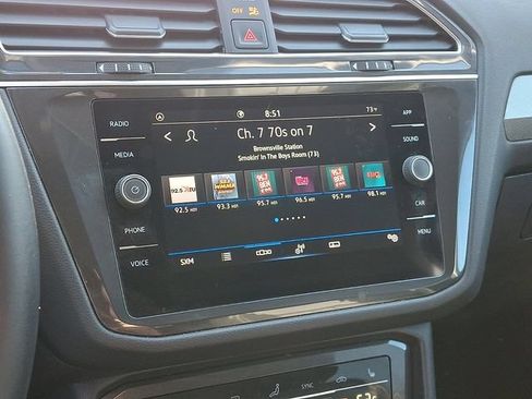 Used 2022 Volkswagen Tiguan SE FWD image 15