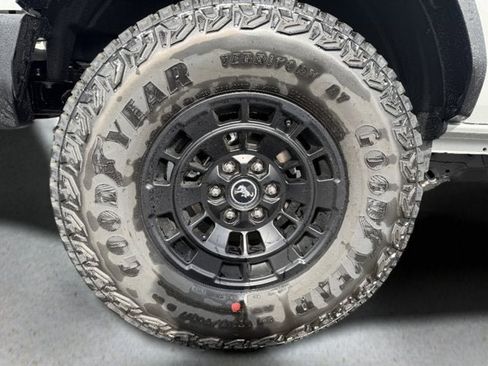 New 2026 Ford Bronco 4-Door w/ Sasquatch Package AWD/4WD image 8