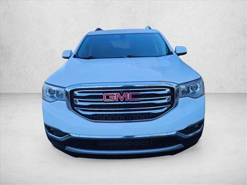 Used 2018 GMC Acadia SLT image 2