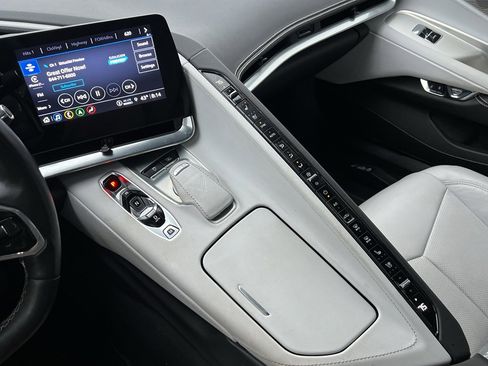 Used 2021 Chevrolet Corvette Stingray Preferred Cpe w/ Battery Protection Package image 12