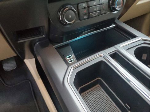 Used 2018 Ford F150 XLT w/ Equipment Group 302A Luxury image 22