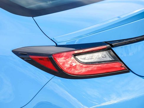 Used 2023 Toyota GR86 Premium image 9