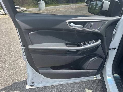 Used 2019 Ford Edge SEL w/ Equipment Group 201A AWD/4WD image 25
