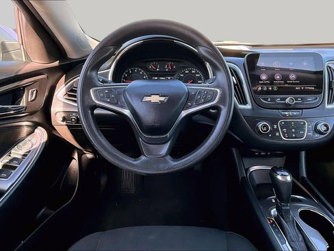 Used 2020 Chevrolet Malibu LT FWD image 5