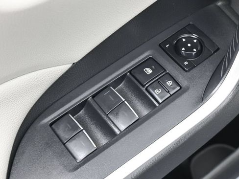 Used 2024 Toyota RAV4 XLE AWD/4WD image 14