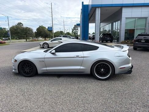 Used 2019 Ford Mustang GT Premium w/ GT Performance Package RWD image 9