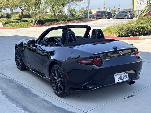Used 2016 MAZDA MX-5 Miata Club RWD image 8