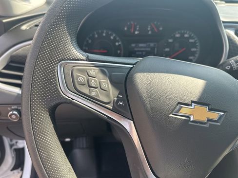 Used 2024 Chevrolet Malibu LT FWD image 13