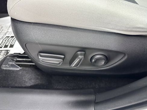 Used 2023 Toyota RAV4 XLE image 24