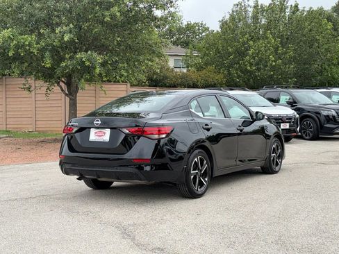 Used 2025 Nissan Sentra SV w/ Trunk Package FWD image 5