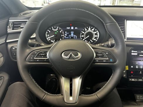 New 2025 INFINITI QX50 Sport image 7