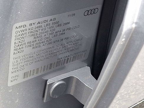 New 2025 Audi Q5 Prestige image 17